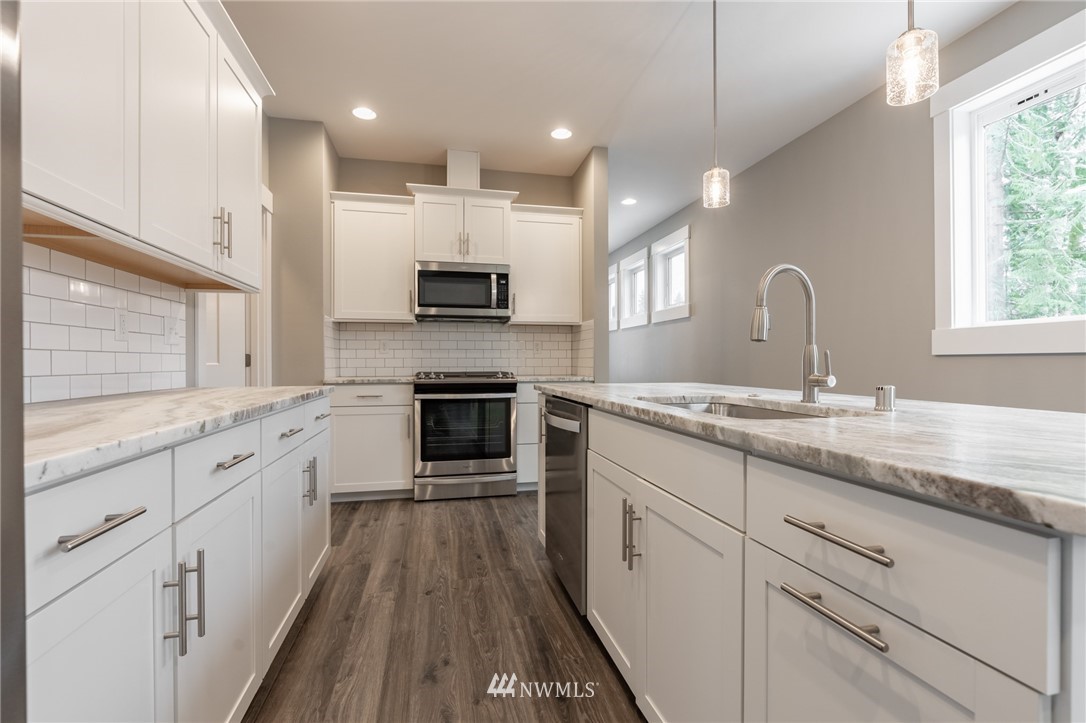1255 McLeod Road Bellingham, WA 98226 - Photo 8 of 37 Gallery Image 8