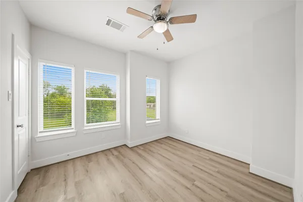 $2,000 | 4007 New Orleans Street, Unit B, Houston, TX 77020