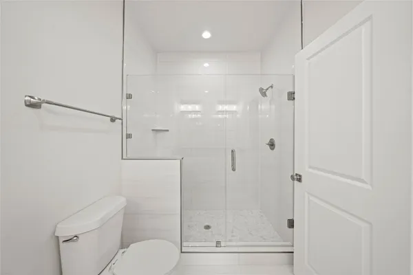 $2,000 | 4007 New Orleans Street, Unit B, Houston, TX 77020