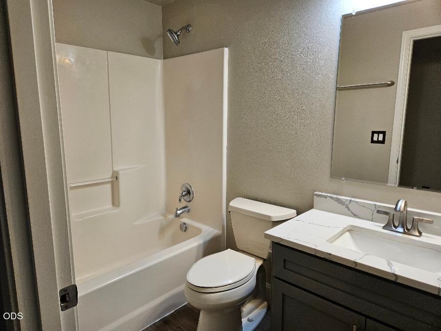 1320 Northeast 3rd Street Redmond, OR 97756 - Photo 9 of 11