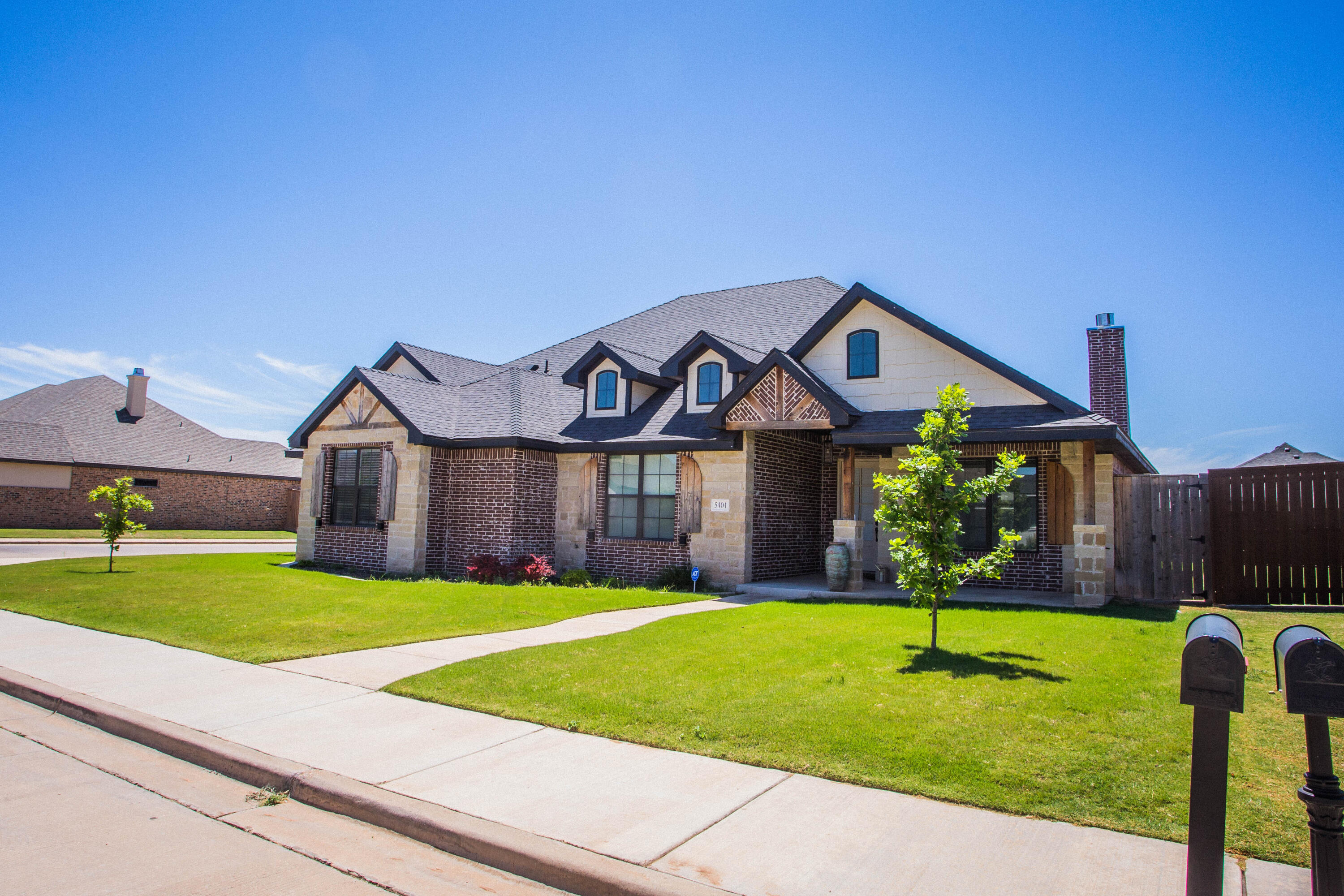 5401 111th Street Lubbock, TX 79424 - Photo 3 of 56 5V2A9244