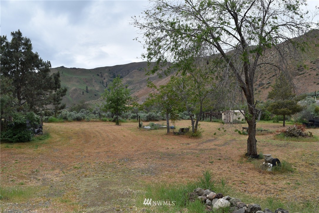 2695 Number 2 Canyon Road Wenatchee, WA 98801 - Photo 2 of 9 Gallery Image 2