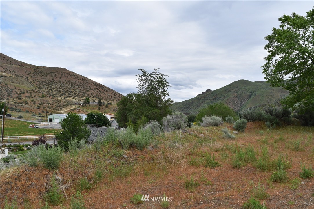 2695 Number 2 Canyon Road Wenatchee, WA 98801 - Photo 9 of 9 Gallery Image 9