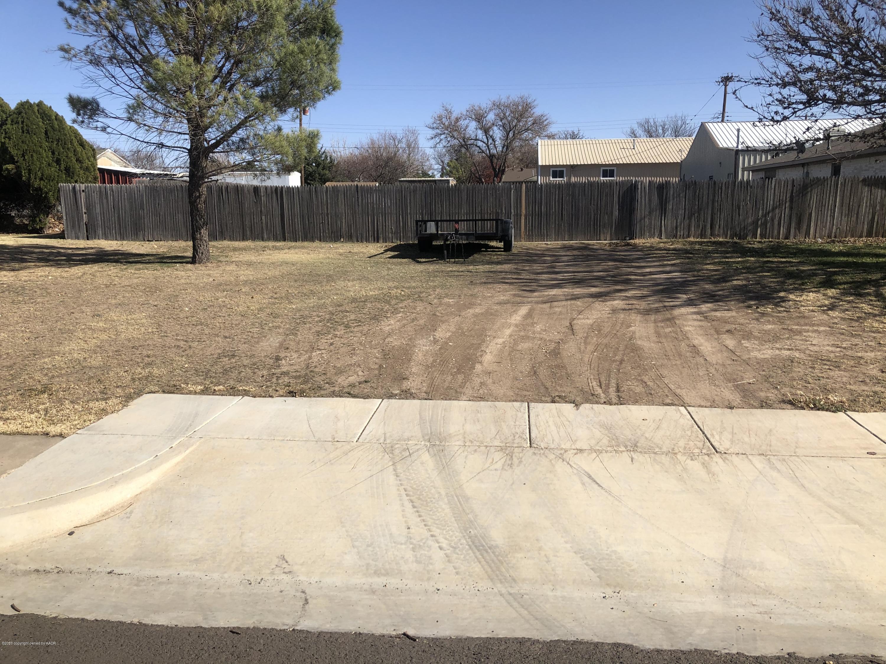 7739 Lamount Drive Amarillo, TX 79110 - Photo 3 of 10 7739 Lamount