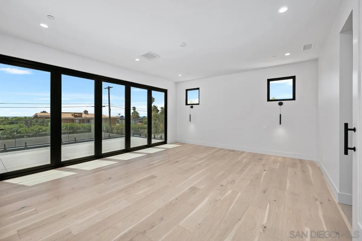 1009 Arcadia Road Encinitas, CA 92024 - Photo 19 of 37 Gallery Image 19