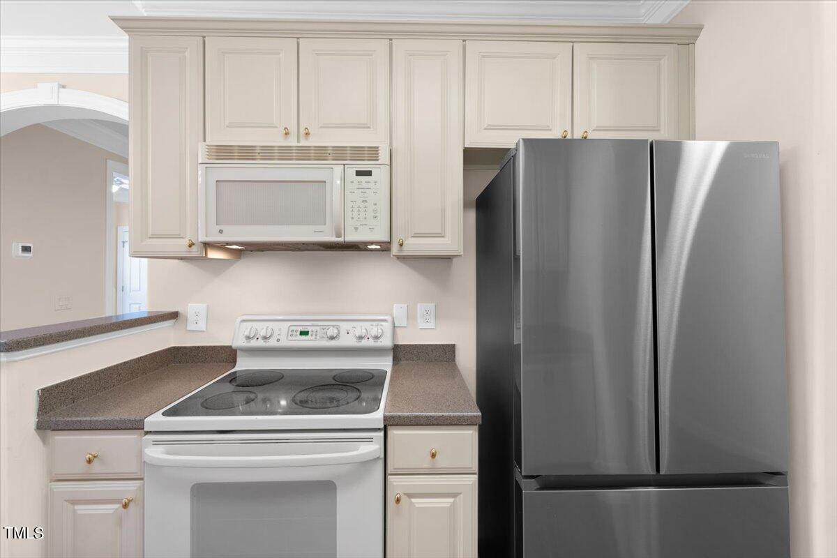 522 College Road, Unit 206 Greensboro, NC 27410 - Photo 20 of 53 16-Brett 522 College 206-16