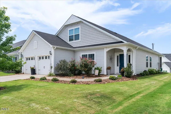 $455,000 | 17 Pickerel Crst Way, Youngsville, NC 27596