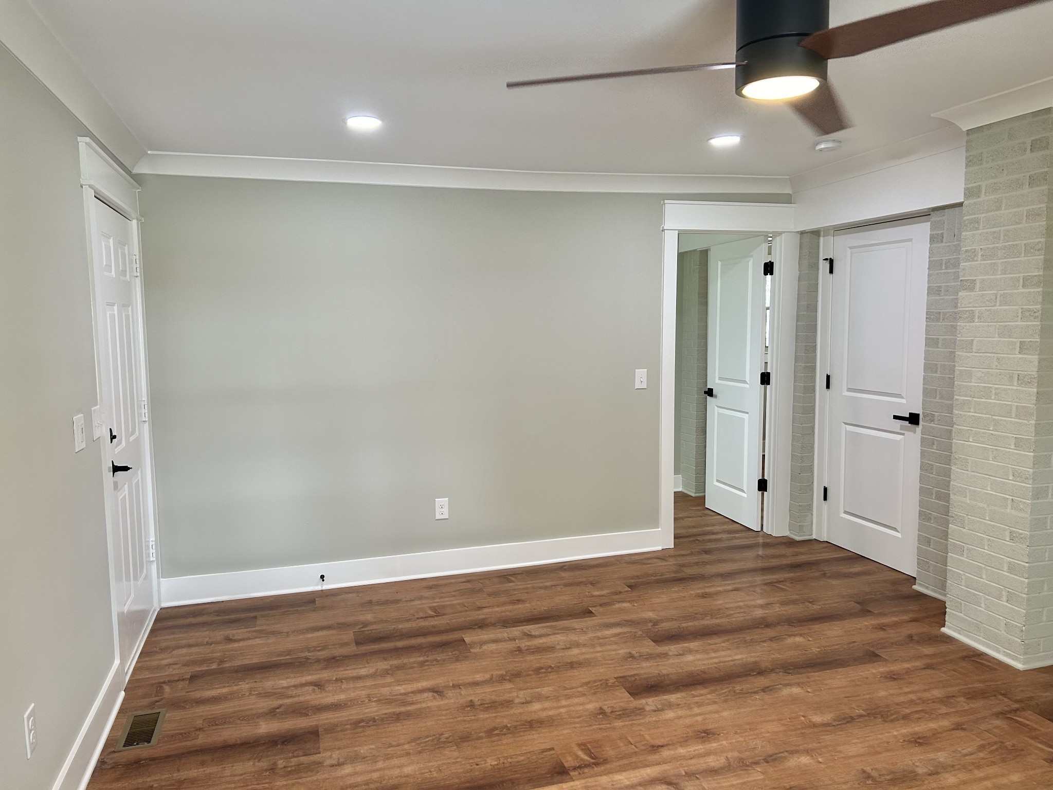 3786 Gnat Hill Road Manchester, TN 37355 - Photo 25 of 71 wooden floor in an empty room with a window