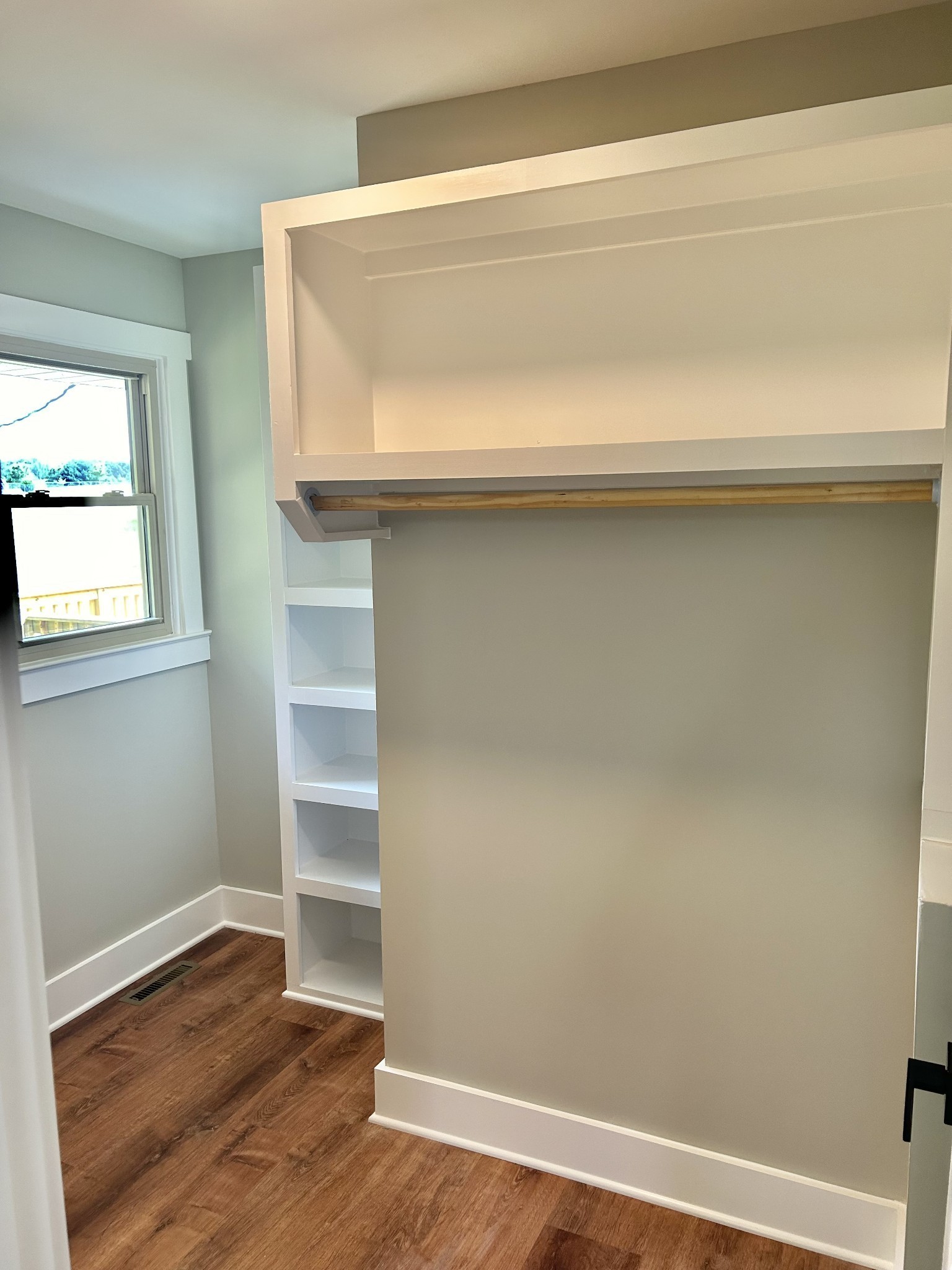 3786 Gnat Hill Road Manchester, TN 37355 - Photo 36 of 71 a view of a small space with wooden floor and a window