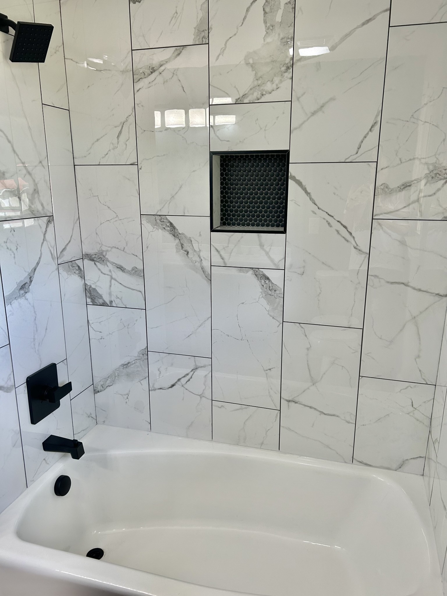 3786 Gnat Hill Road Manchester, TN 37355 - Photo 53 of 71 a bathroom with a bathtub