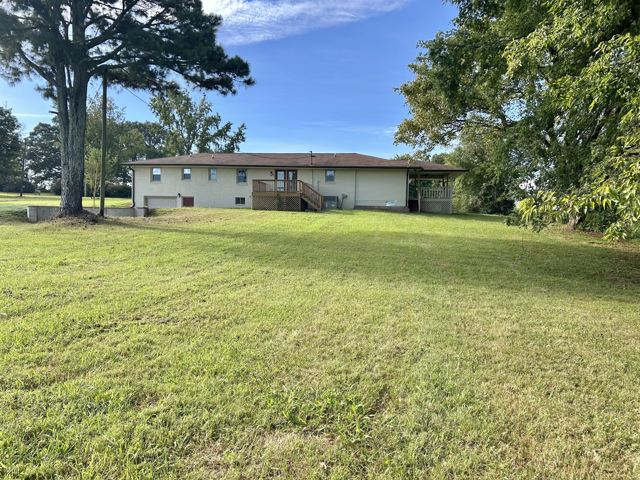 3786 Gnat Hill Road Manchester, TN 37355 - Photo 67 of 71 a view of a house with a back yard