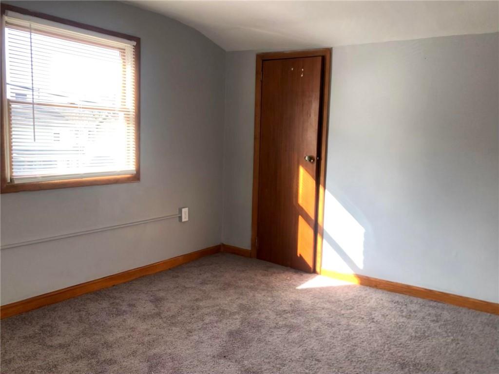 411 Locust Street Elizabeth, PA 15037 - Photo 12 of 22 an empty room with windows