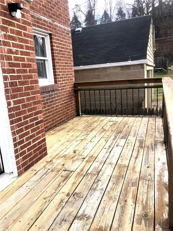 411 Locust Street Elizabeth, PA 15037 - Photo 19 of 22 a view of wooden balcony
