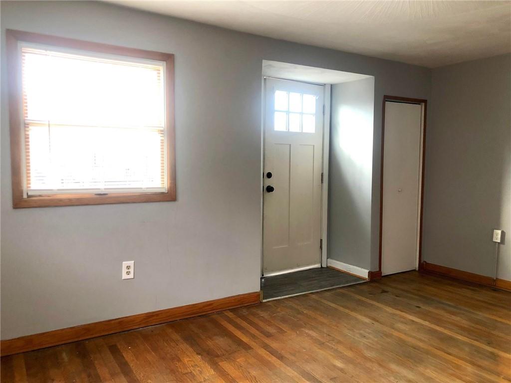 411 Locust Street Elizabeth, PA 15037 - Photo 3 of 22 an empty room with window and closet area