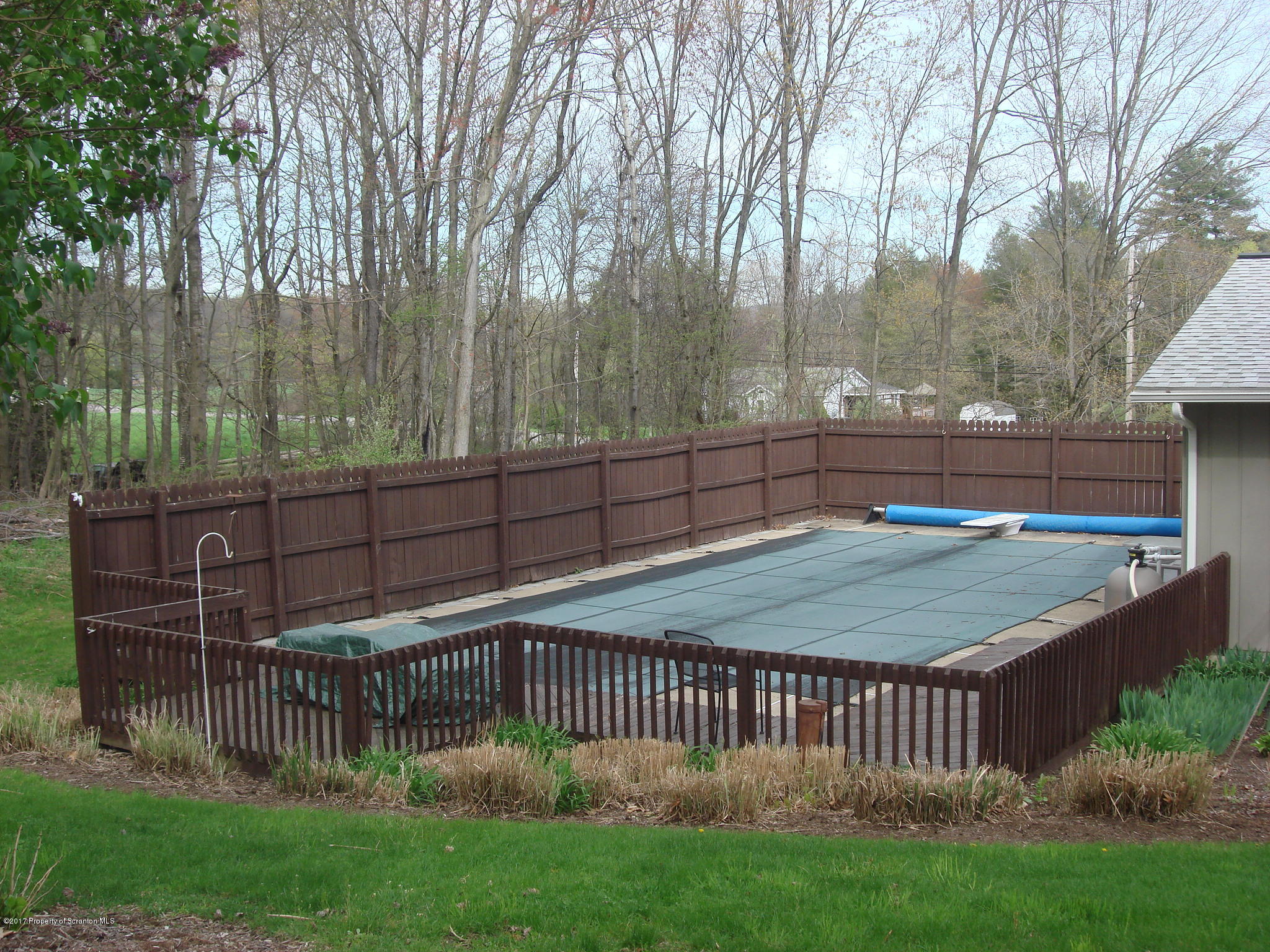 343 Schoonover Hill Road Dallas, PA 18612 - Photo 30 of 35