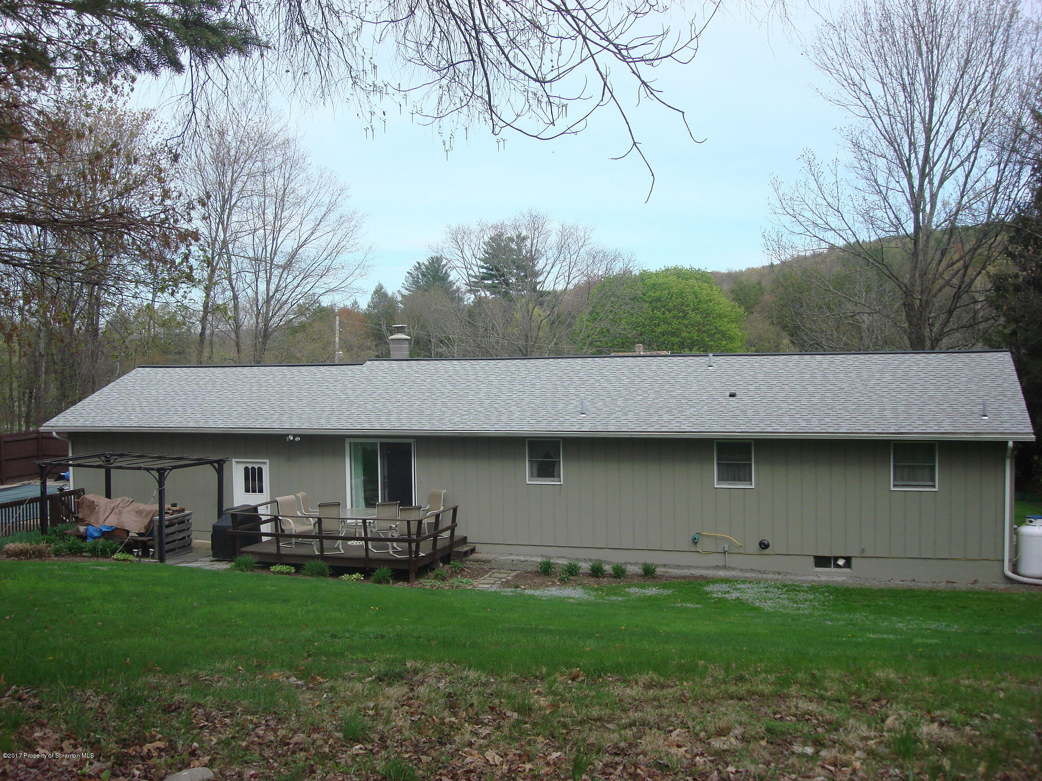 343 Schoonover Hill Road Dallas, PA 18612 - Photo 32 of 35