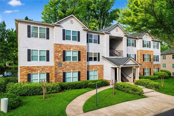 $1,500 | 2104 Fairington Club Drive, Lithonia, GA 30038