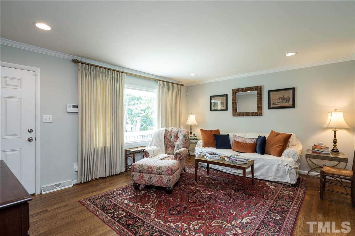 4505 Latimer Road Raleigh, NC 27609 - Photo 3 of 21