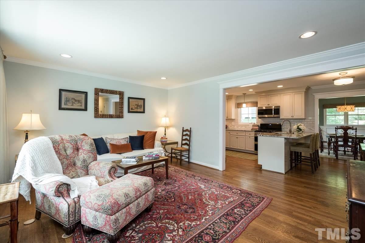 4505 Latimer Road Raleigh, NC 27609 - Photo 4 of 21