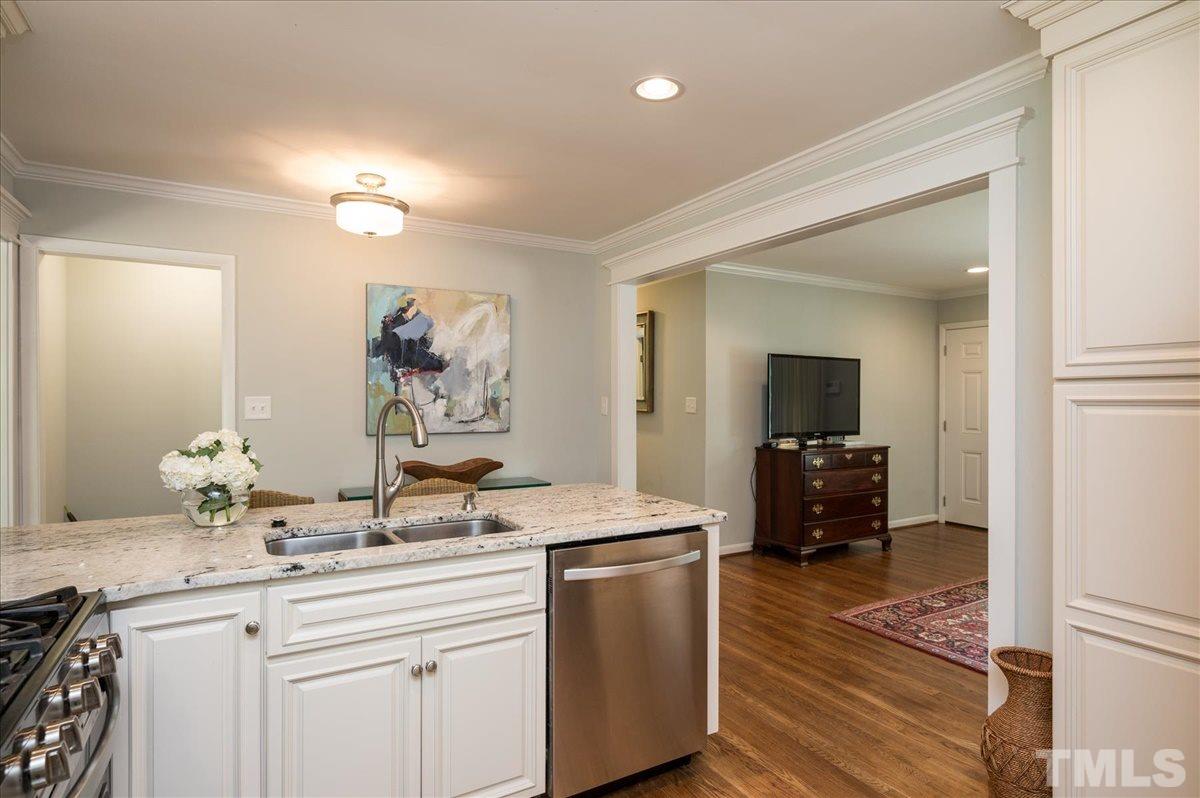 4505 Latimer Road Raleigh, NC 27609 - Photo 8 of 21