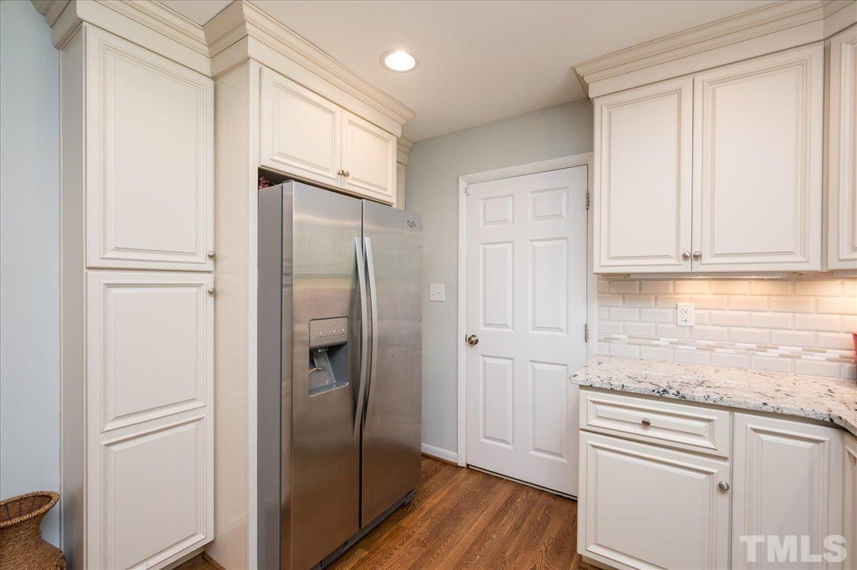 4505 Latimer Road Raleigh, NC 27609 - Photo 9 of 21