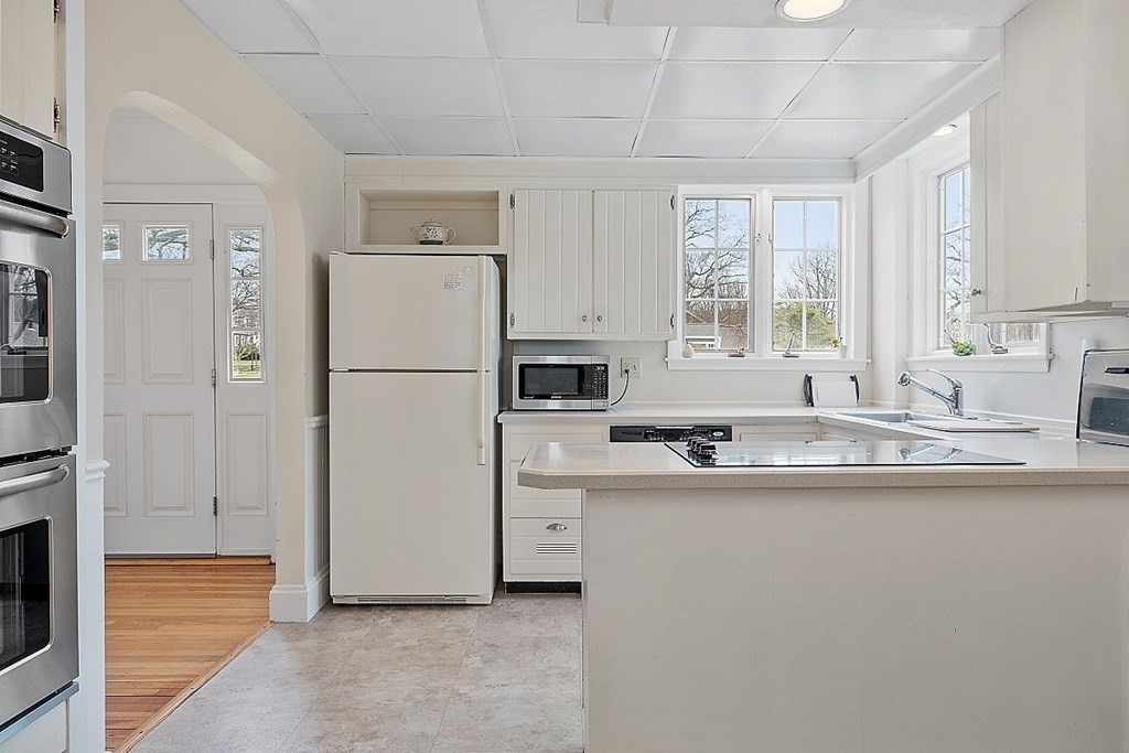 15 Dean Road Rockport, MA 01966 - Photo 14 of 35 Gallery Image 14