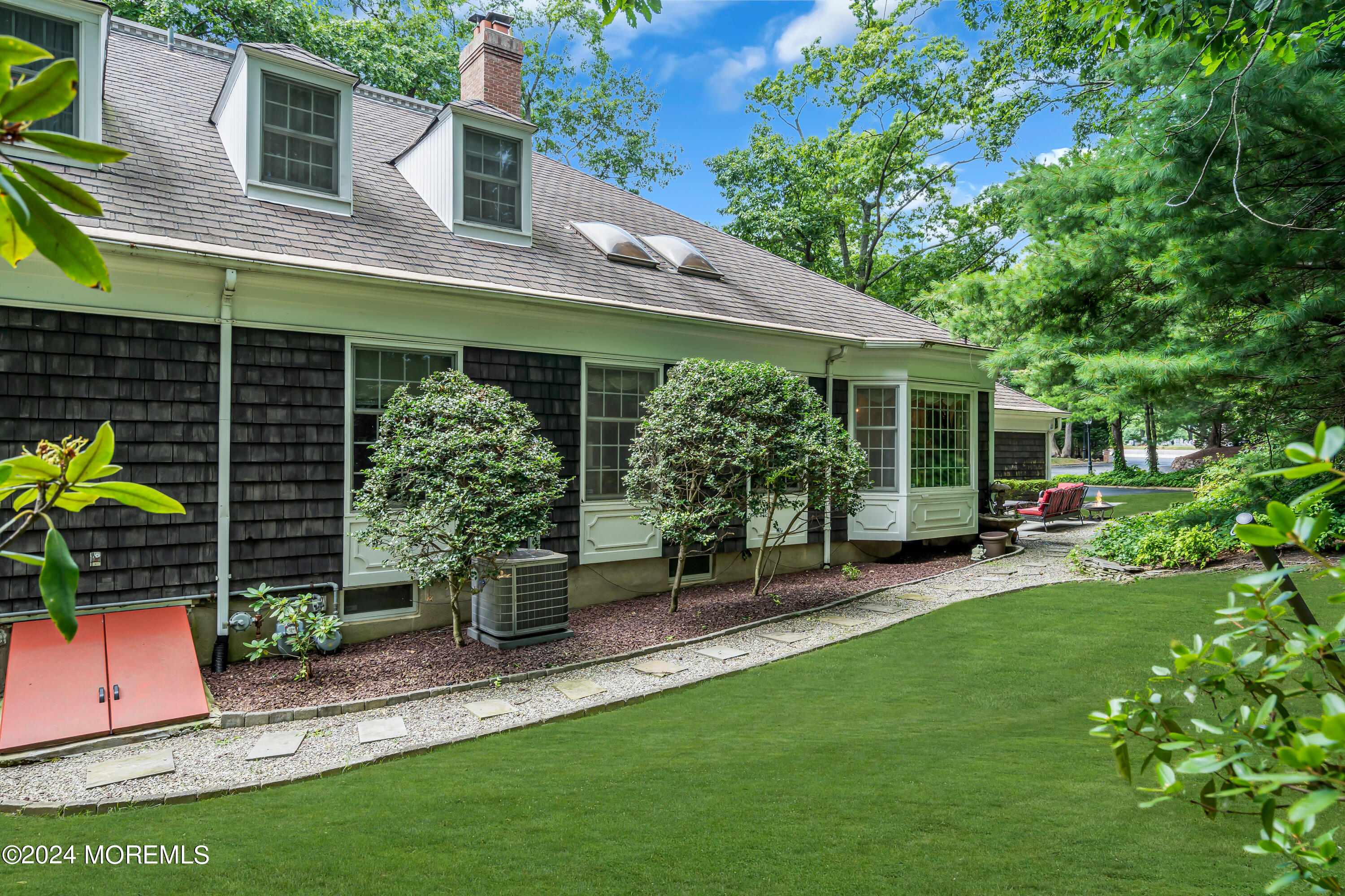 6 Berkeley Square Brielle, NJ 08730 - Photo 30 of 32 044_dsc07227-1_452