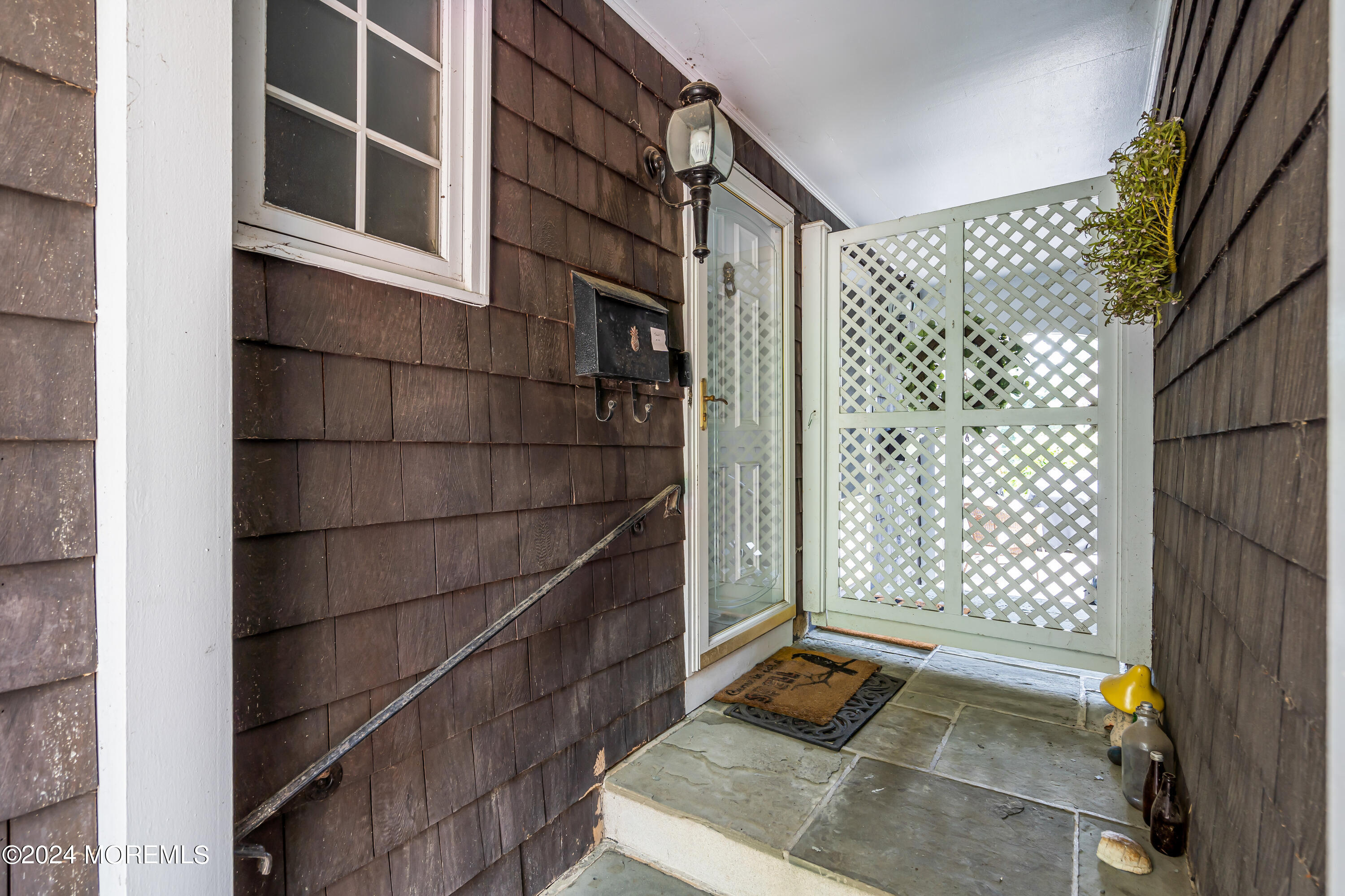 6 Berkeley Square Brielle, NJ 08730 - Photo 4 of 32 013_dsc07252_766