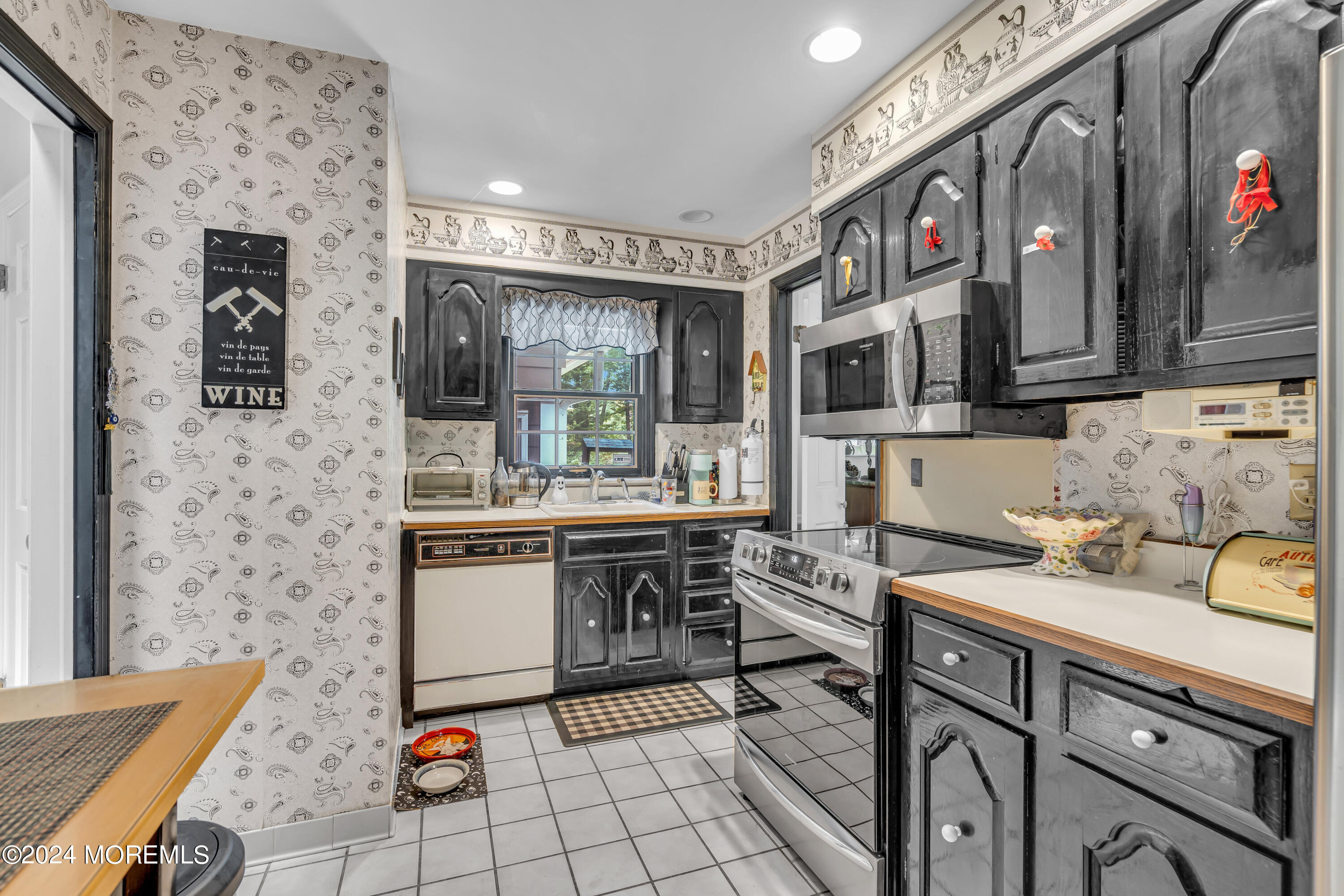 6 Berkeley Square Brielle, NJ 08730 - Photo 8 of 32 019_dsc07087_138