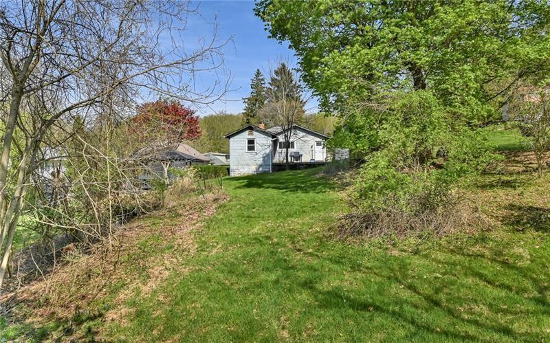 9561 Harding Road Pittsburgh, PA 15237 - Photo 6 of 9 a view of a green field