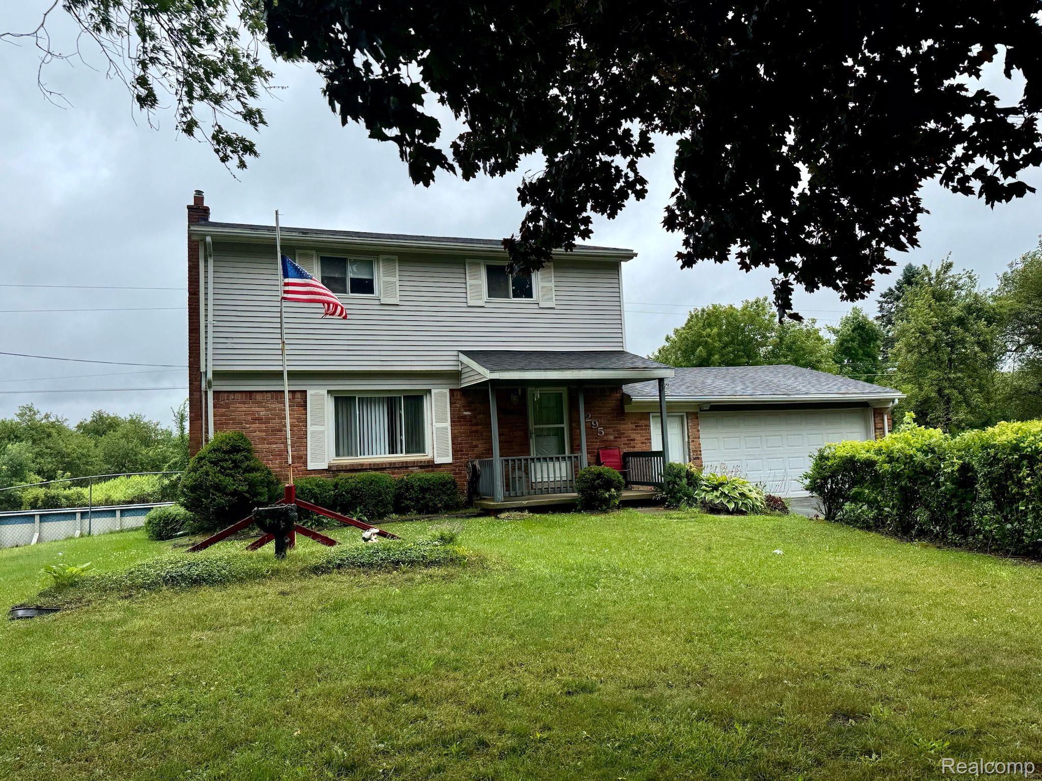 1295 East Rose Center Road Holly, MI 48442 - Photo 1 of 16 Gallery Image 1