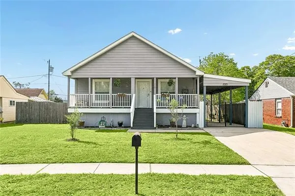 $245,000 | 120 Livingston Avenue, Arabi, LA 70032