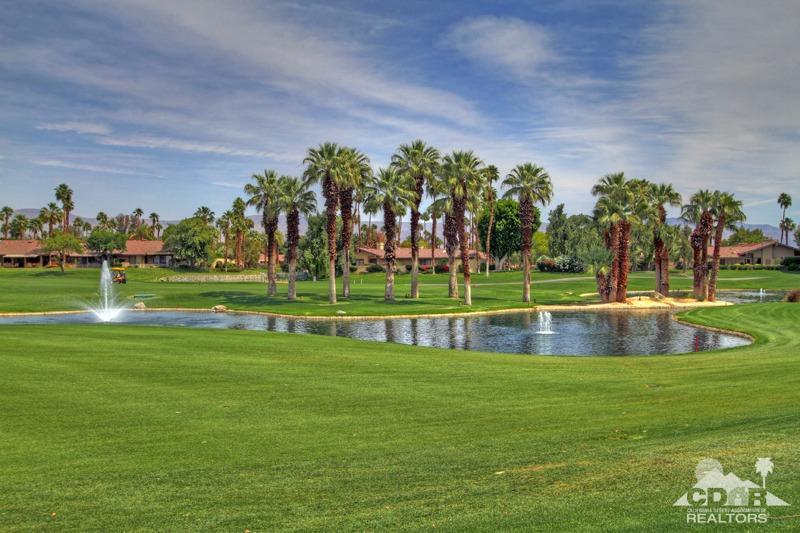 332 Red River Road Palm Desert, CA 92211 - Photo 2 of 40 a view of a park