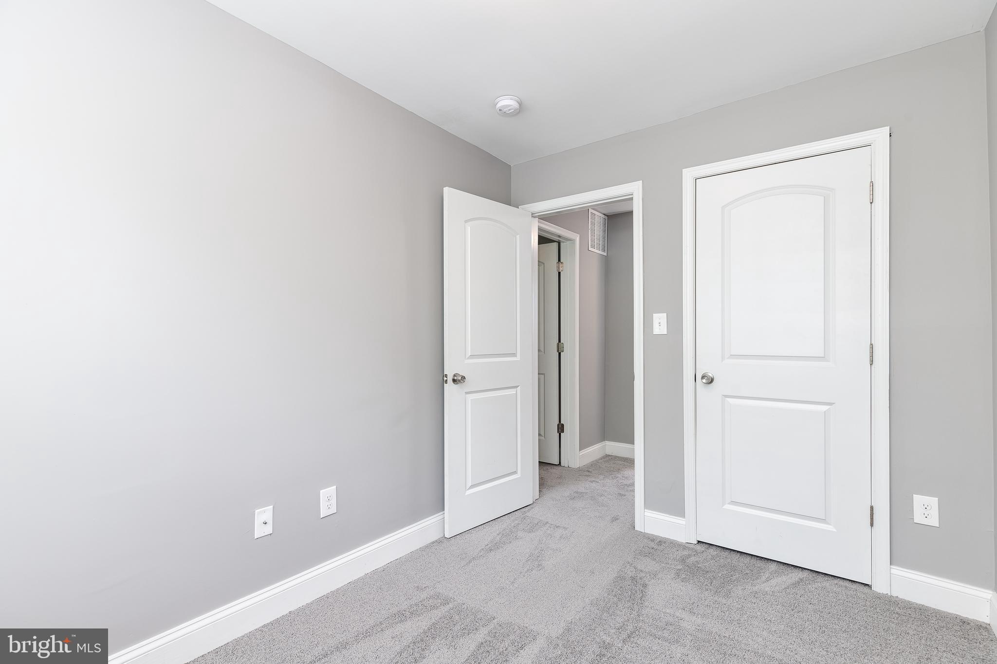 6844 Dunbar Road Dundalk, MD 21222 - Photo 28 of 43