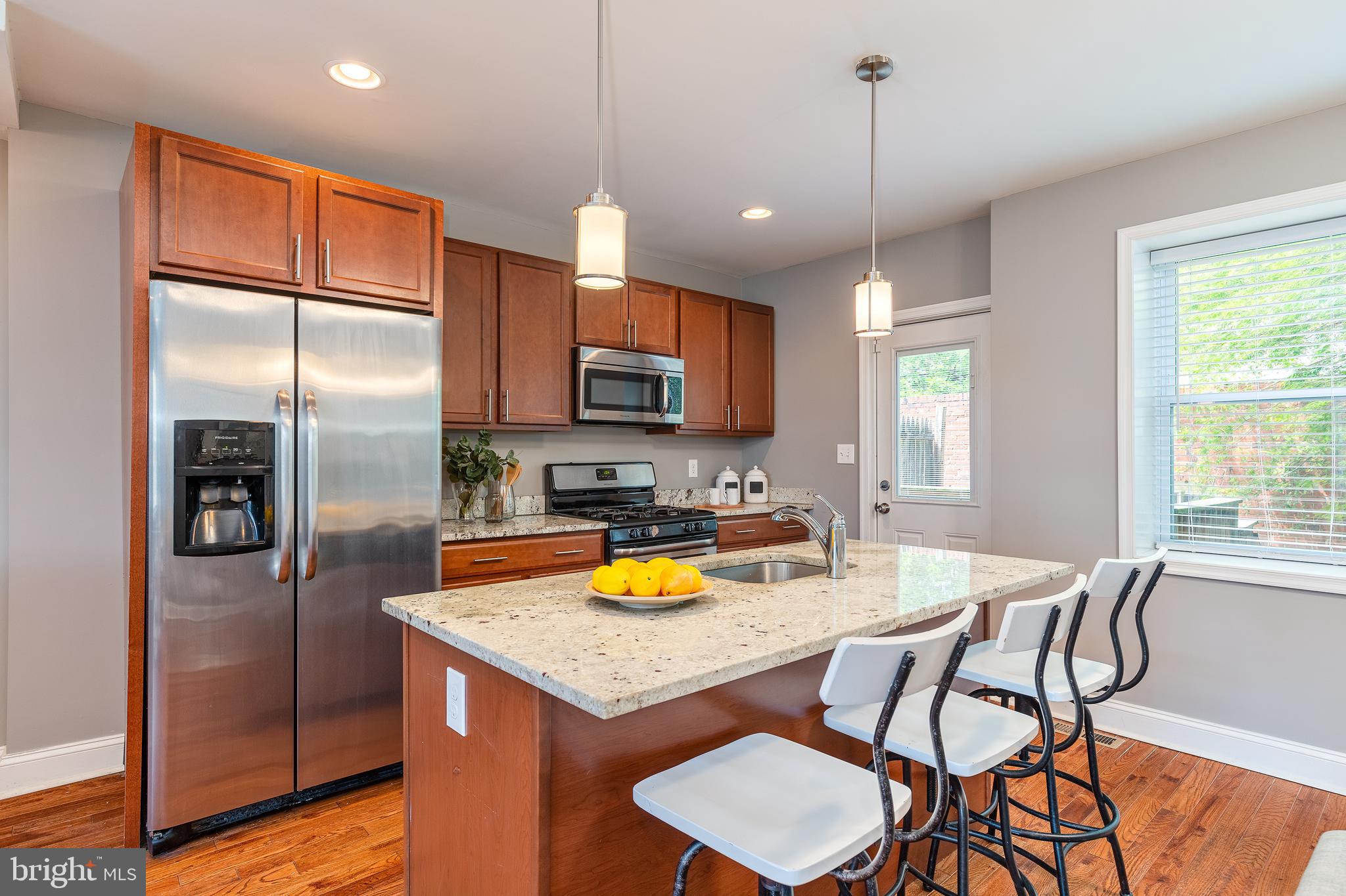 6844 Dunbar Road Dundalk, MD 21222 - Photo 10 of 43