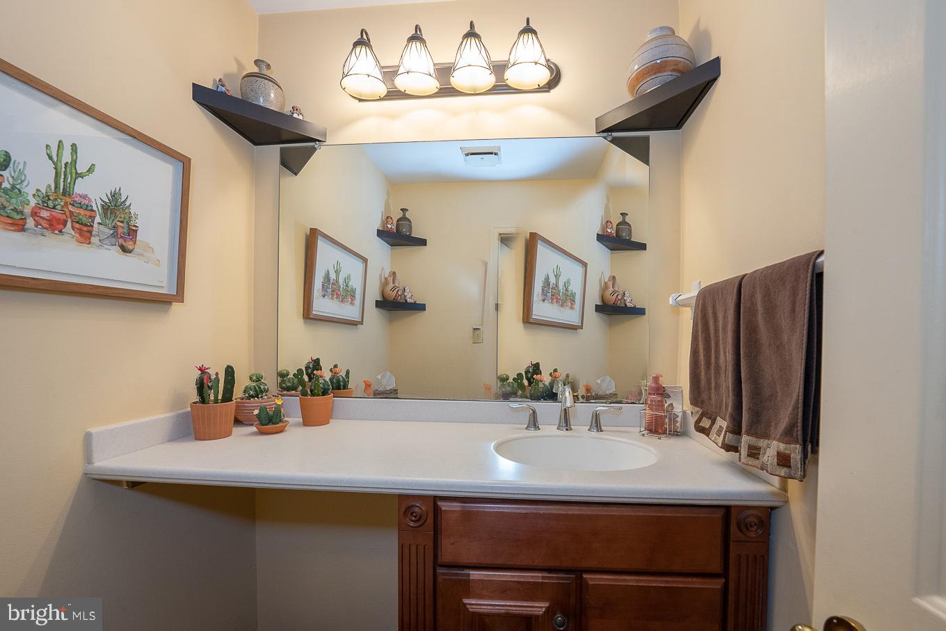 4 Scott Court Chesterbrook, PA 19087 - Photo 22 of 48 First floor powder room