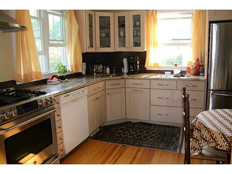 22 Sowams Road Barrington, RI 02806 - Photo 8 of 16 Kitchen.
