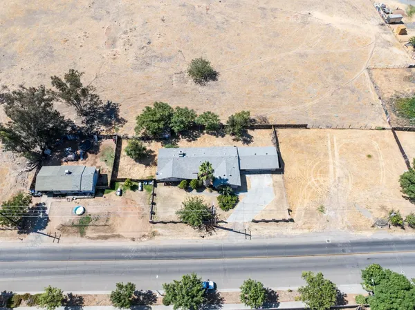$499,999 | 27592 Avenue 16, Madera, CA 93638