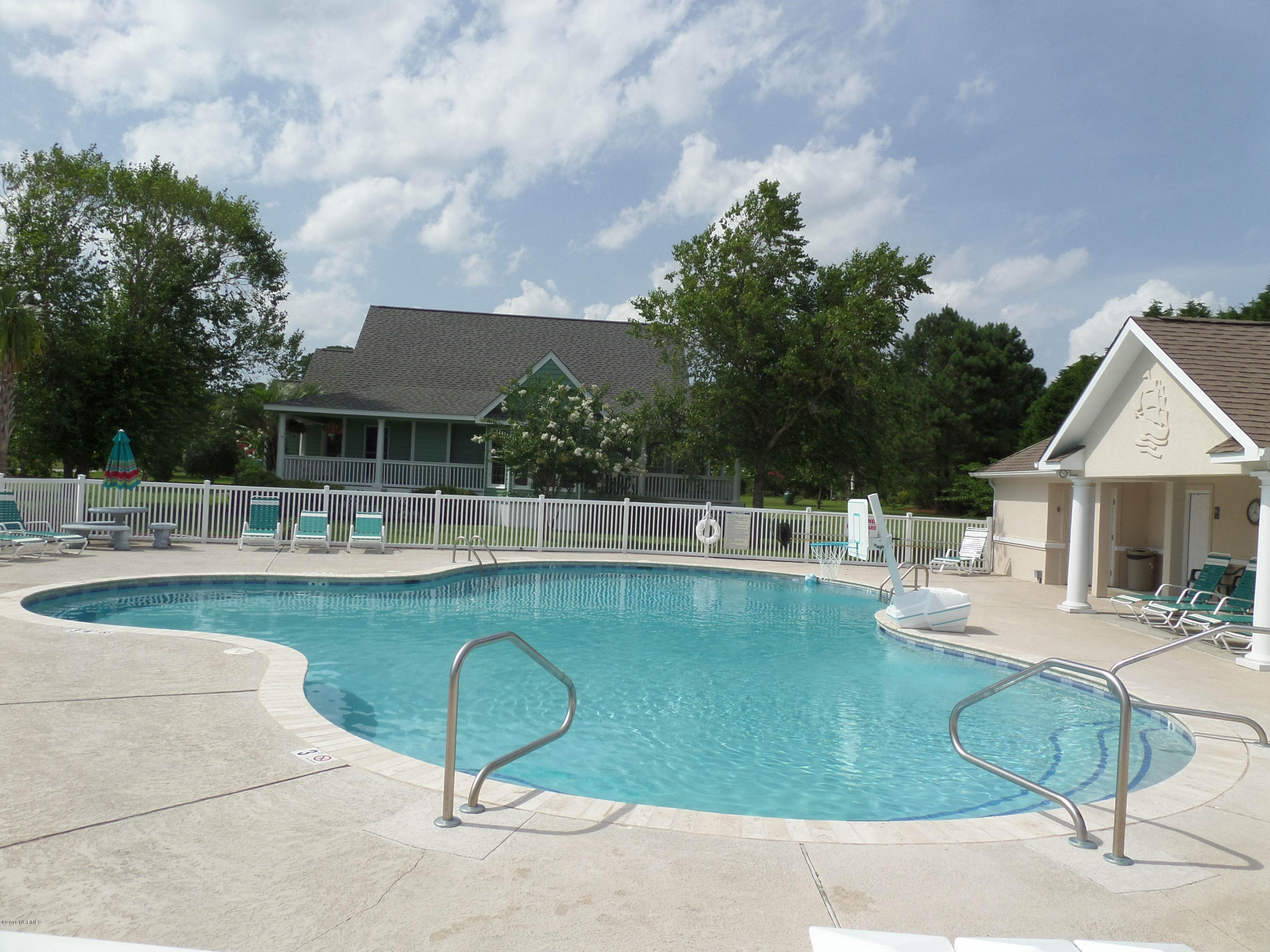 119 Magens Way Cedar Point, NC 28584 - Photo 7 of 48 SAM_2030