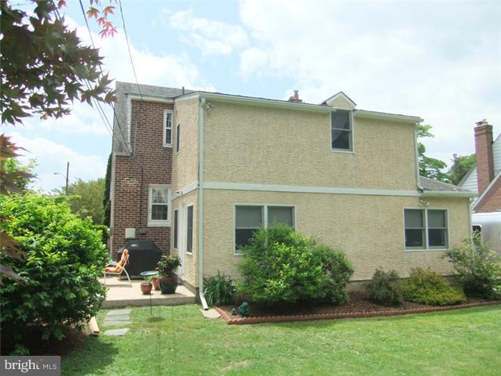411 Fairview Road Springfield, PA 19064 - Photo 23 of 25 Exterior Back