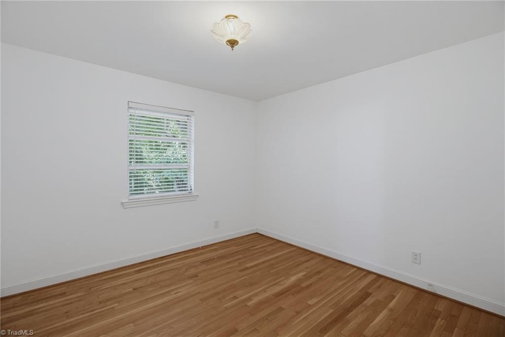 1011 Huntingdon Road Winston-Salem, NC 27104 - Photo 23 of 39
