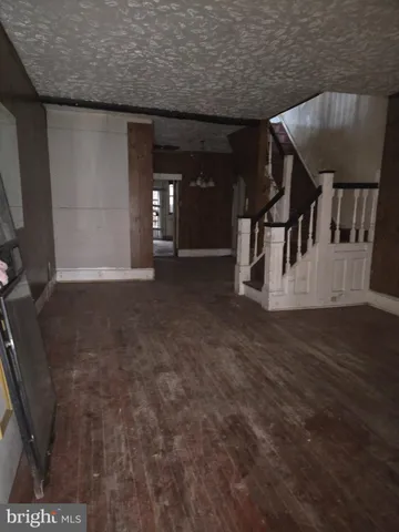 a view of a storage & utility room