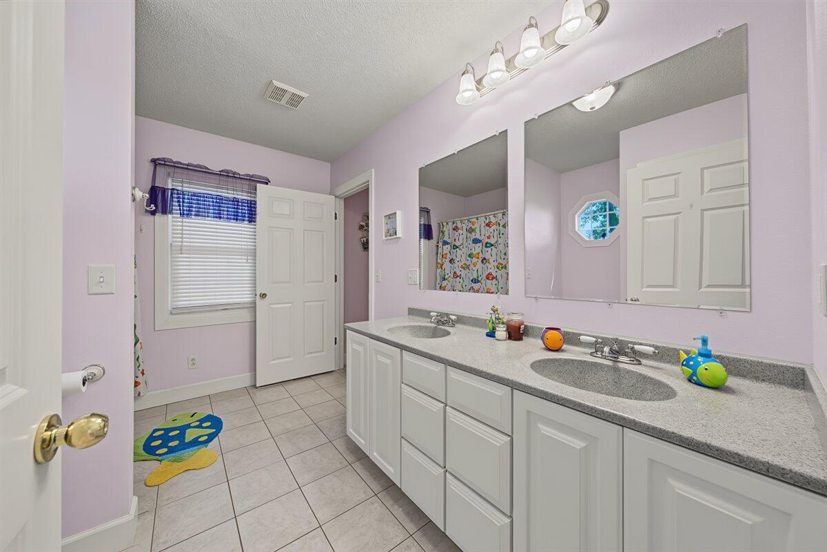 N3290 Russlan Coulee Road Barre, WI 54601 - Photo 22 of 79 120-DSC00195