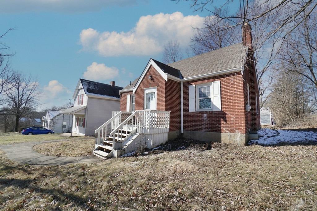 1021 Neeb Road Cincinnati, OH 45233 - Photo 3 of 26