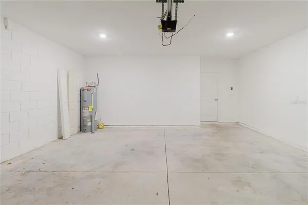 $2,150 | 1458 Austin Street, Lake Wales, FL 33859