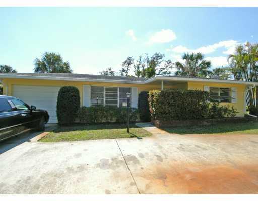 905 Northwest Treasure Road Stuart, FL 34994 - Photo 1 of 6 Gallery Image 1