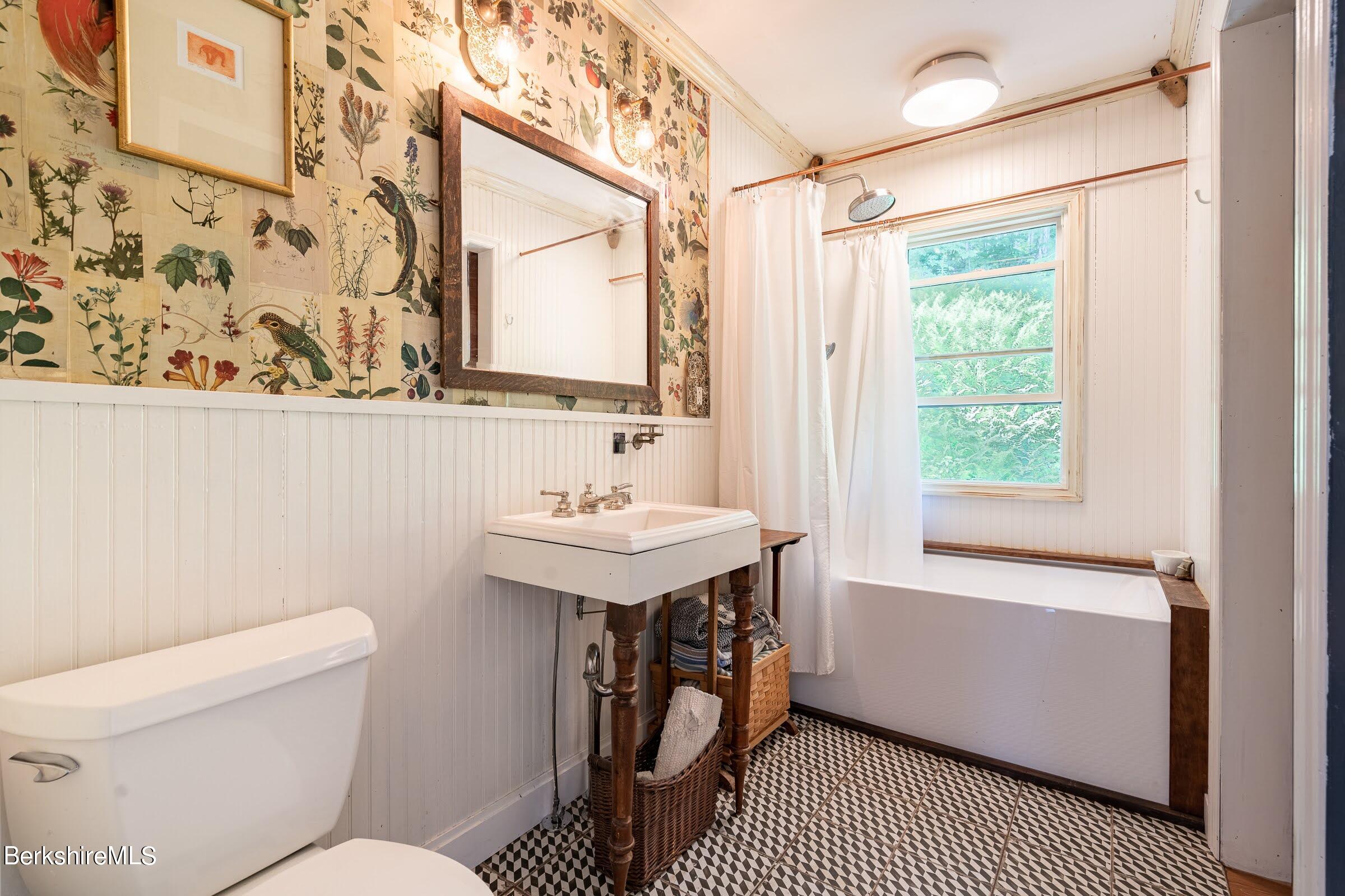 8 Brookvale Road Egremont, MA 01230 - Photo 18 of 45 ENSUITE BATH FOR BEDS 1&2