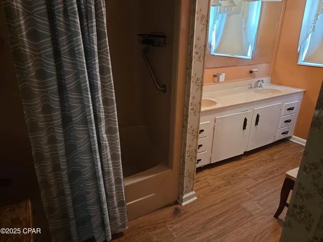 $239,995 | 1960 Inwood Road, Sneads, FL 32460