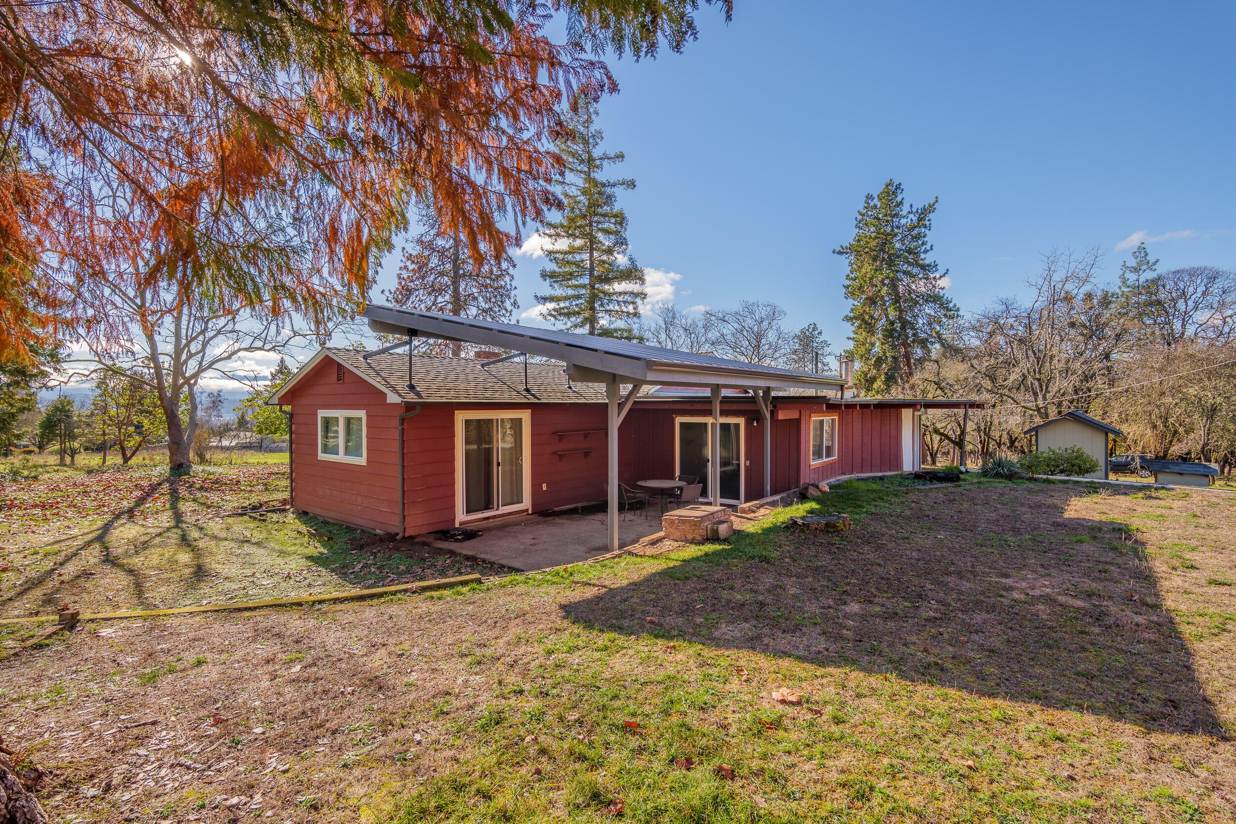 2487 Scoville Road Grants Pass, OR 97526 - Photo 39 of 46 38