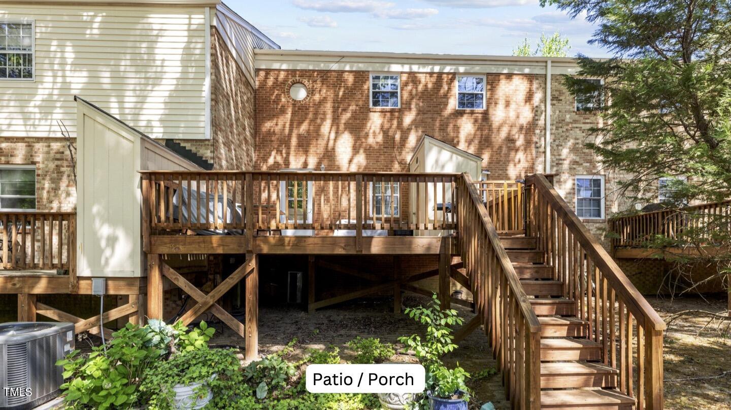 6531 New Market Way Raleigh, NC 27615 - Photo 15 of 27 deck